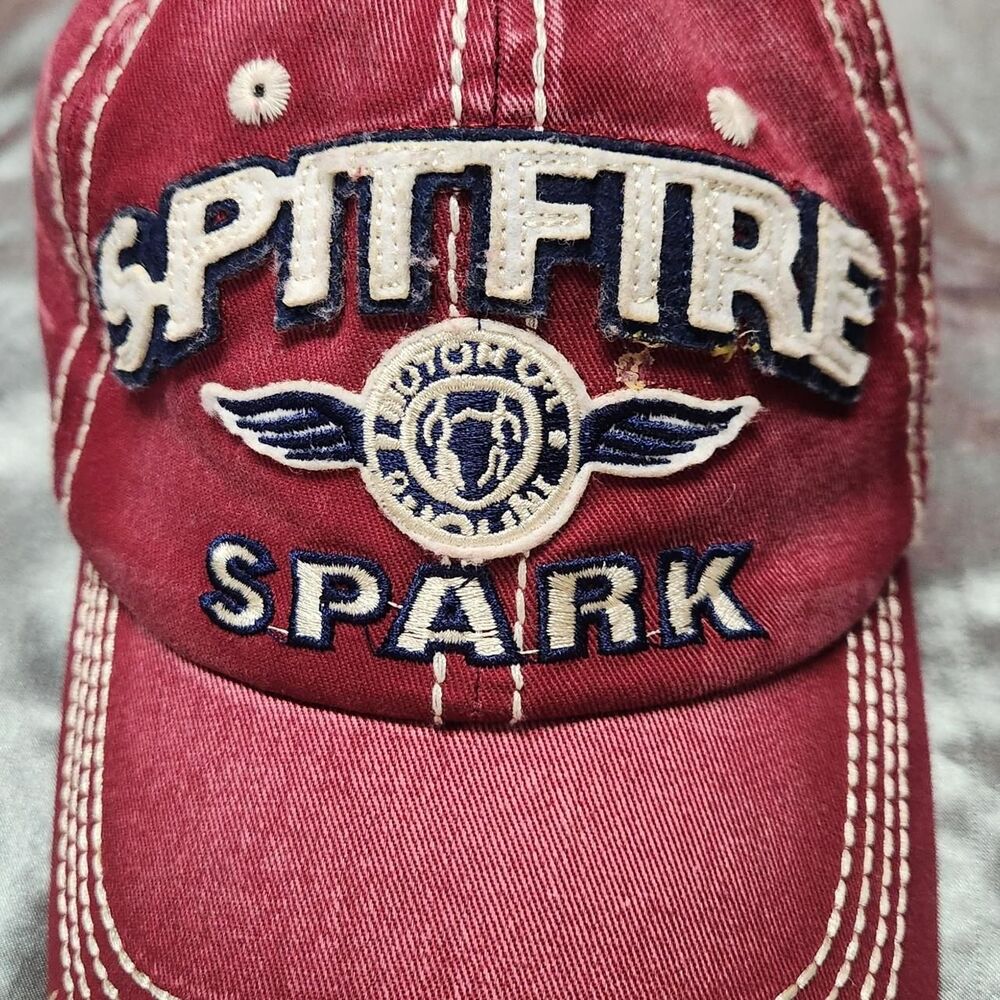 Spitfire Spark Red Hat